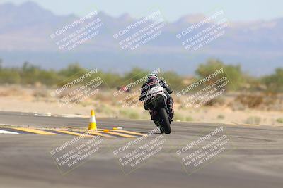 media/Sep-25-2023-Moto Forza (Mon) [[81ffa65e0a]]/B-C Group/Session 3 (Turn 16)/